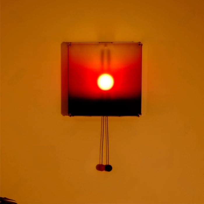 Wall Light That Moves with the Sun