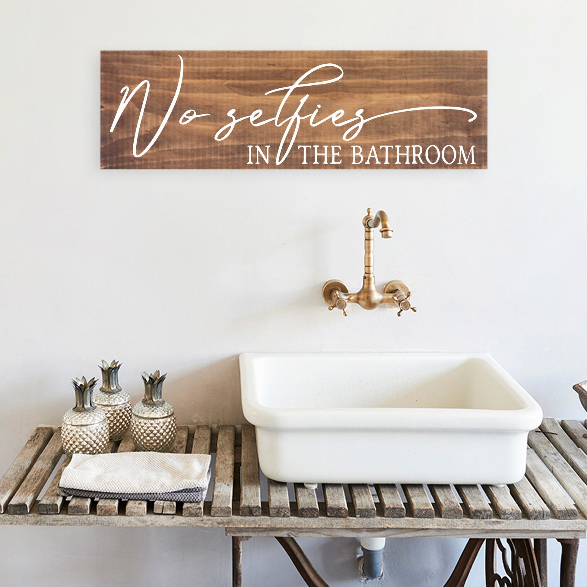 Bathroom Funny Sign | Wood Sign | No Selfies in the Bathroom